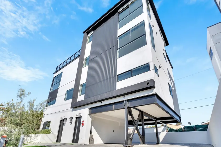 LUXE | Rooftop Compound - Image 1