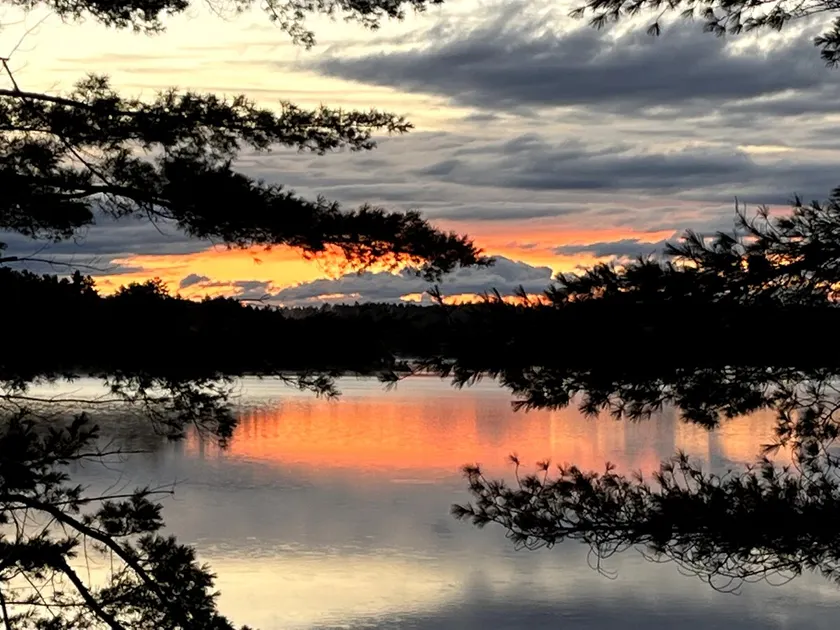 Beyond Bon Echo:The Green Cottage, Shabomeka Lake - Image 1