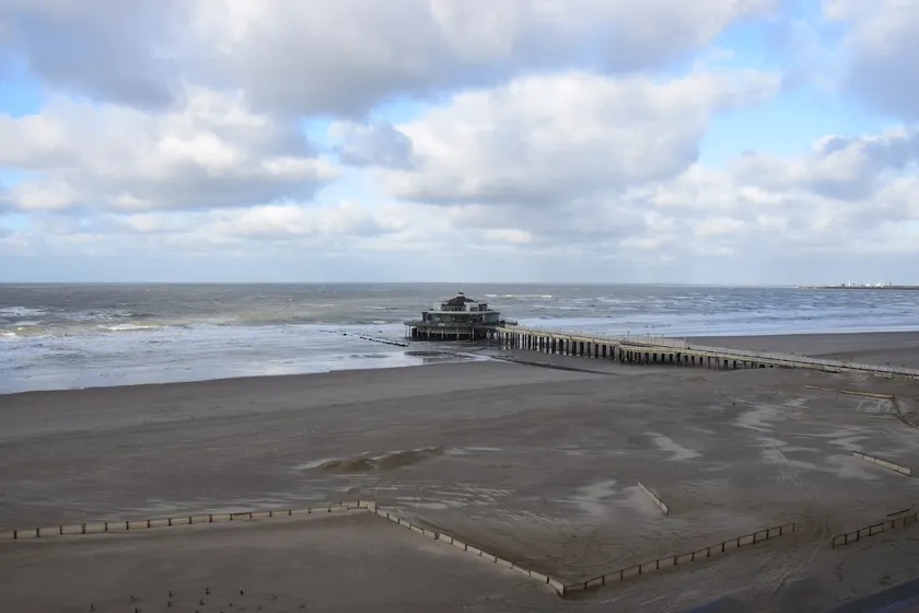 Apartment in Belgium with Sea View - Image 1