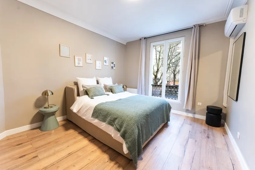 Large apartment Lyon train station – air-conditioned - Image 1