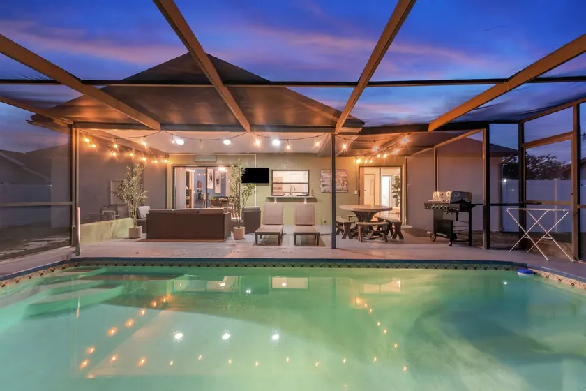 Coastal Retreat | Sleeps 8| Rec Room - Image 1