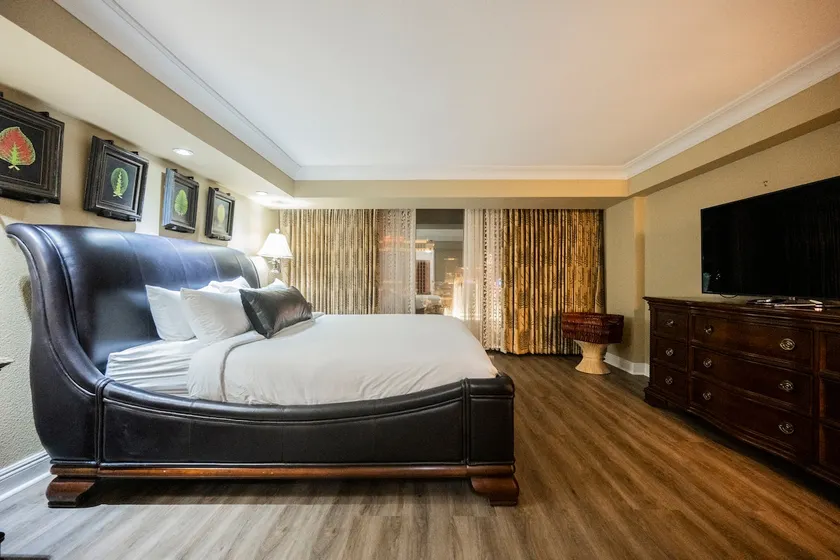 MC11 1BD/1.5BA Sleeps 8 | Bellagio Fountain View! - Image 1