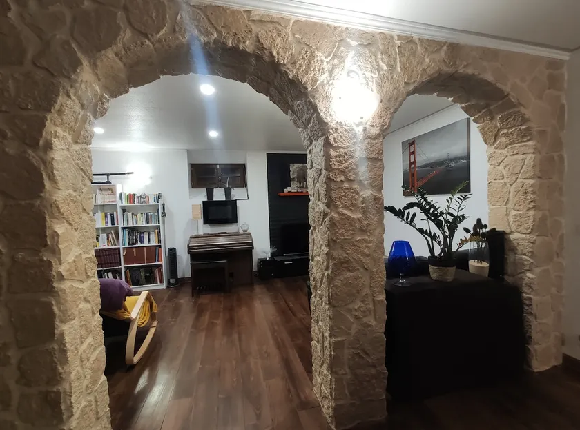 Cozy house in the historic city center. - Image 1