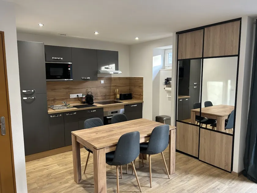 Champvans - 44 m2 apartment - Image 1