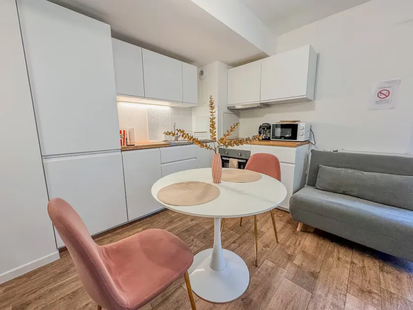 Modern studio near Paris • Fontenay-sous-Bois - Image 1