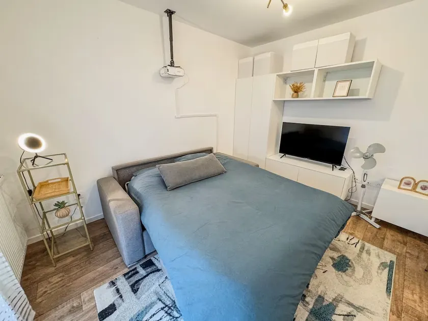 Nice studio near Porte de Paris in Fontenay-sous-Bois - Image 1
