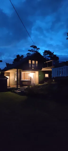 Totally renovated beachfront cabin - Image 1
