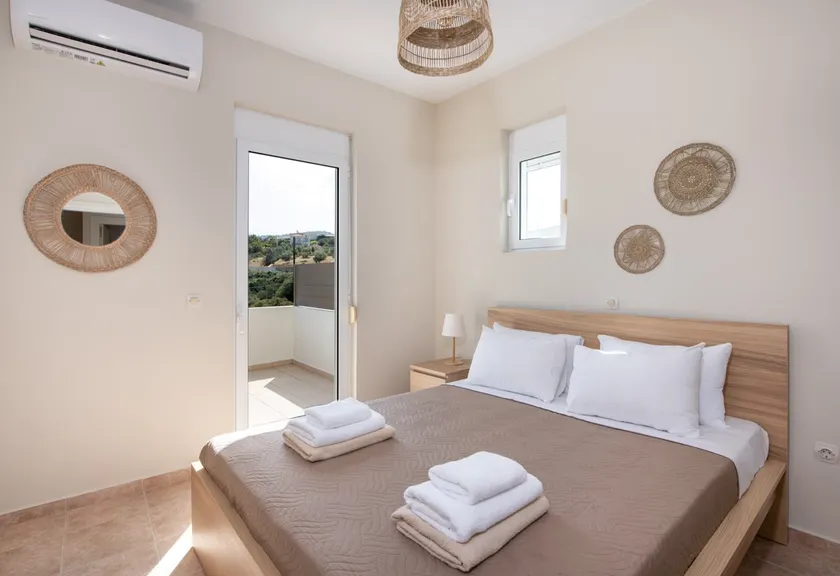 Anna Plaka Apartment - Image 1