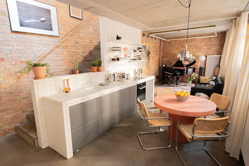Remise Kreuzberg – 3 floors and terrace - Image 1