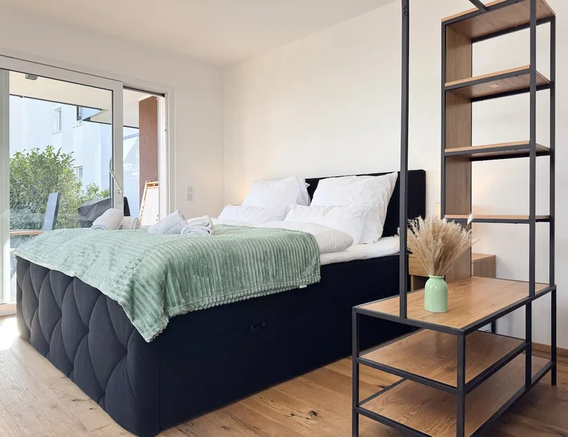 BeSSa Homes Modern Apartment 6 people - garden - Image 1
