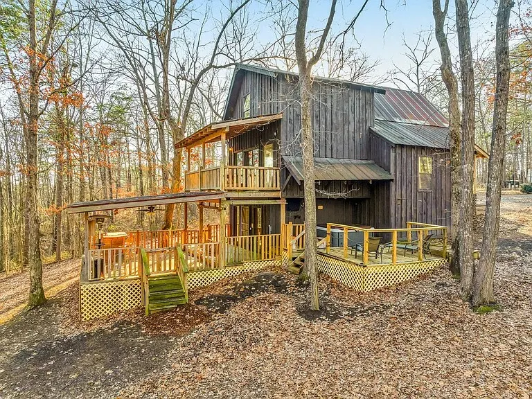 The Wolf Den - Image 1