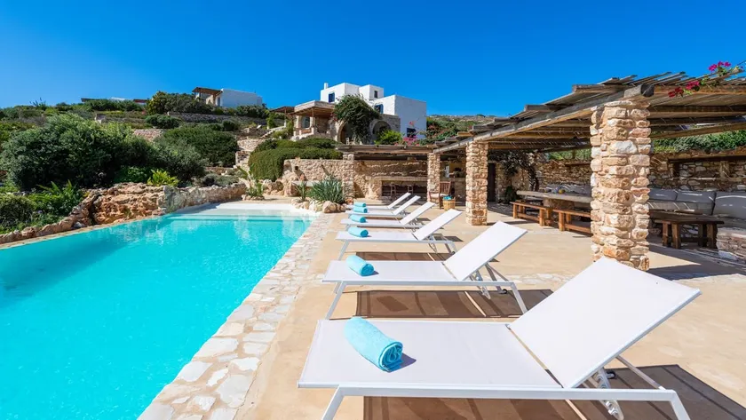 Blue Greens eco friendly luxury villa - Image 1