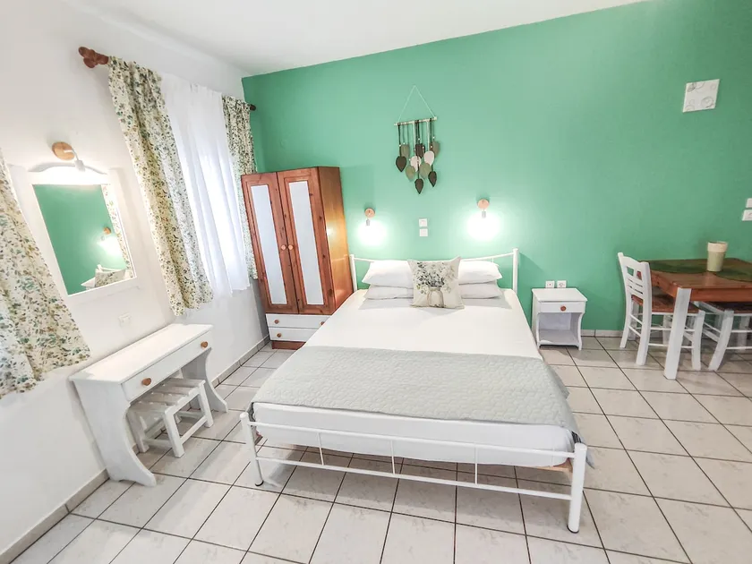 Menta Triple Studio - 80m from the beach - Image 1