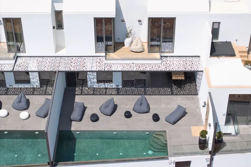 Luxury Escape | Sea-view Villa with Pool & Hamam - Image 1