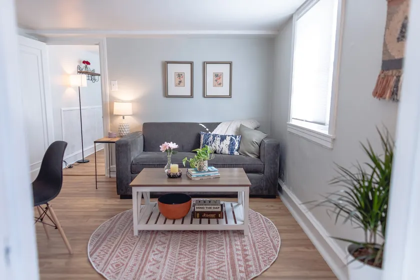 Sunlit Apartment in the heart of West Philly - Image 1