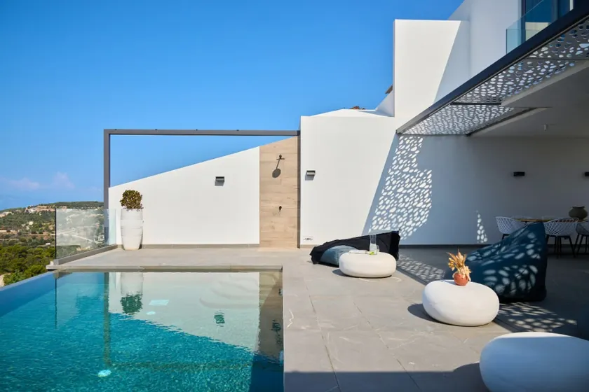 Serene Escape | Elegant Villa with Pool & Hammam - Image 1