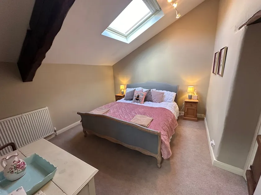3 Story Spacious Cottage - Image 1