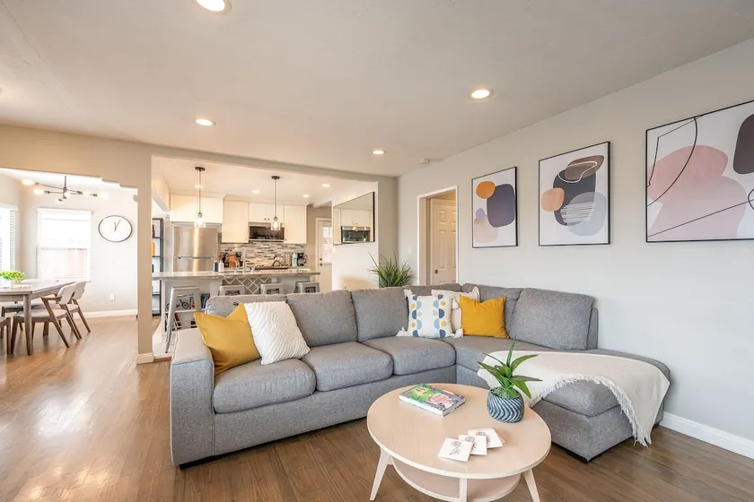 3BR Home Walking Distance to USD an Near SD Zoo - Image 1