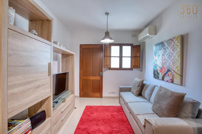 Stylish St. Julian’s 1BR home, Cozy & Central! - Image 1