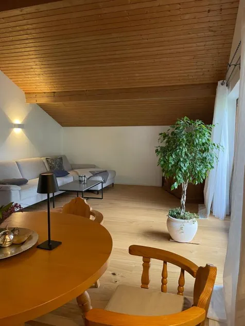 Alpine apartment in the attic - Image 1