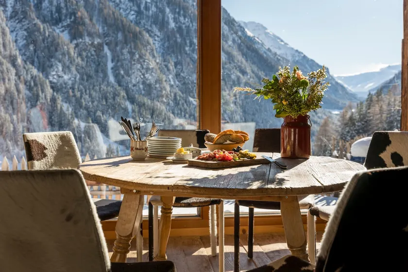 The luxury of simplicity - Image 1