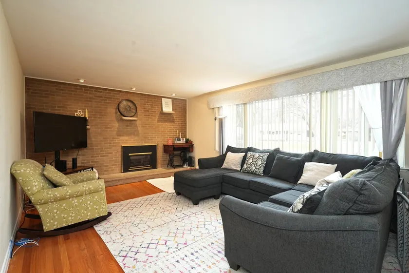Large. Central. Family. Sleeps 8 - Image 1