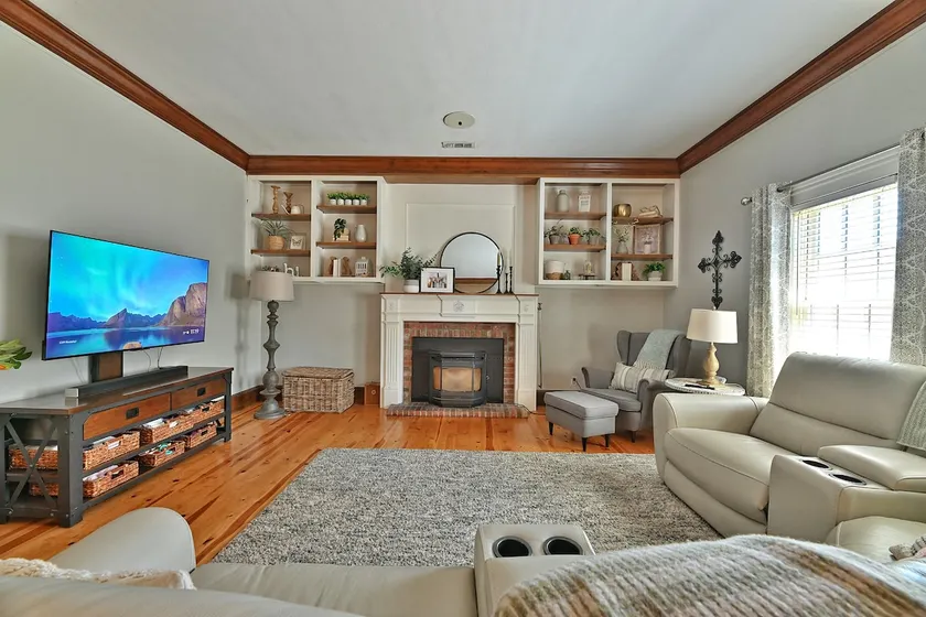 Charming 2BR Carriage House Outside Jacksonville - Image 1