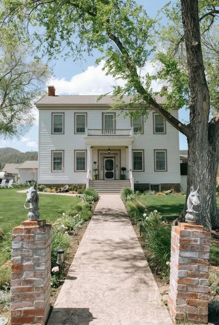 The Bybee Estate Historic Inn - Image 1