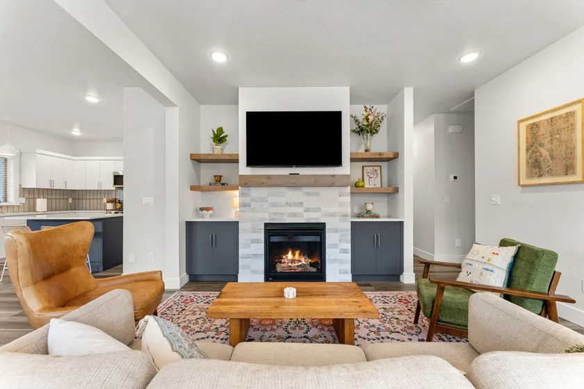Brand New Custom home in Meridian - Image 1