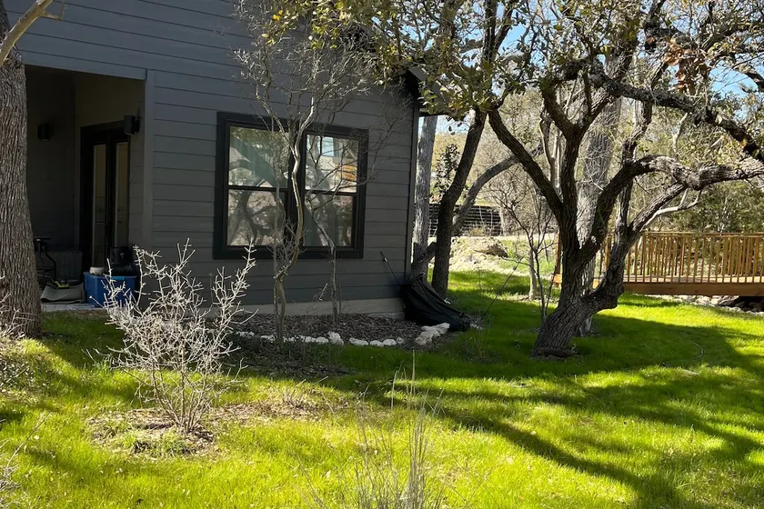 Hill Country Casita- Serene 3 acres w pool +trails - Image 1