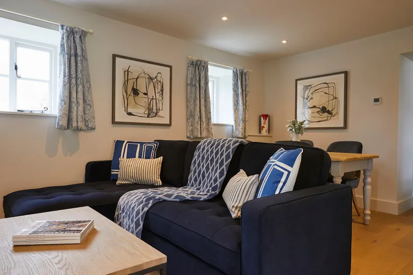 Wisteria Cottage - Sleeps 4 - Image 1
