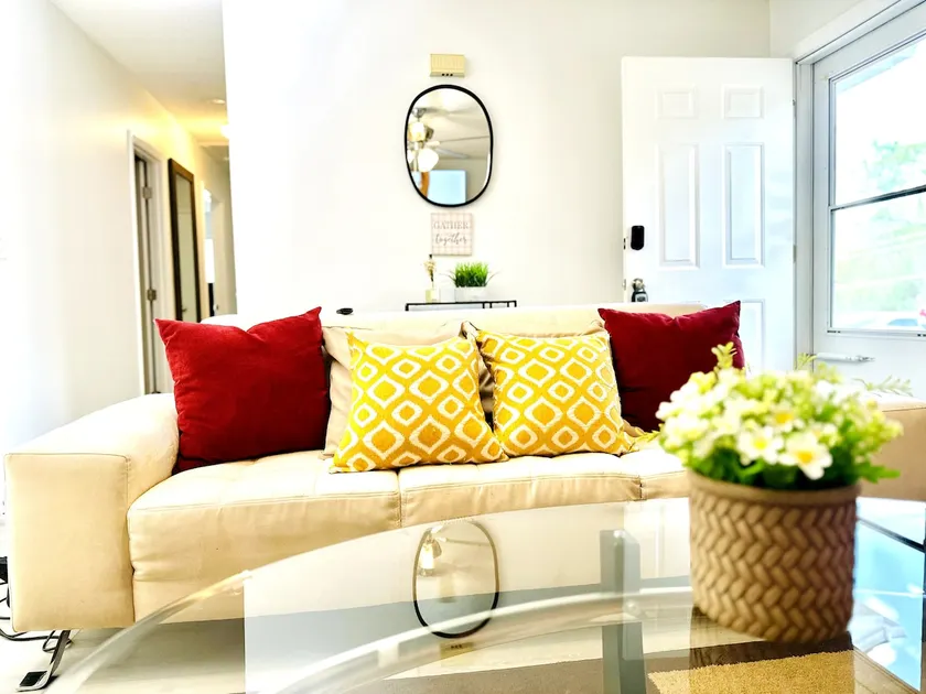 Cozy Retreat-Perfect for Small Events &Photoshoots - Image 1