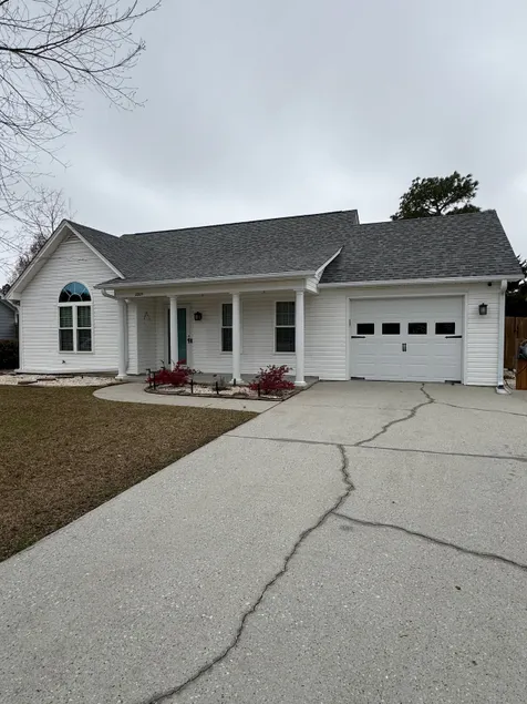 Coastal Getaway - 7 miles from Wrightsville Beach - Image 1