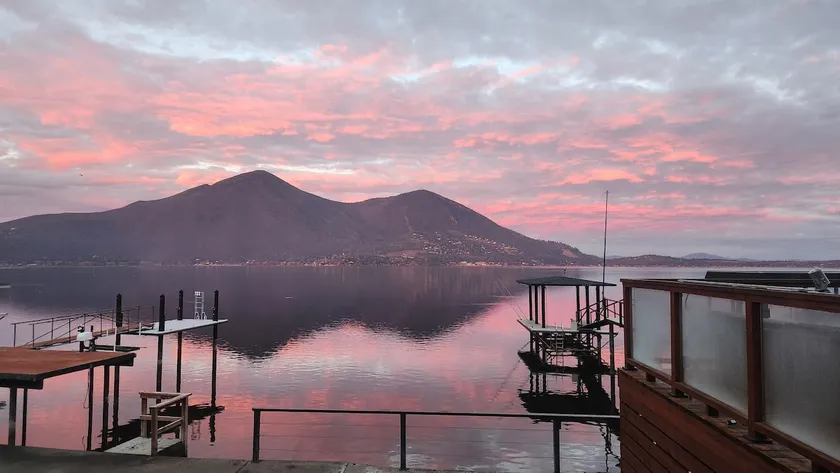 Lakefront*Amazing Views*Dock*Kayaks*Gameroom - Image 1