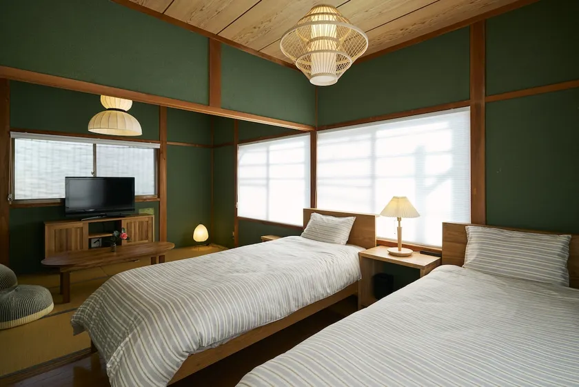 Relax and take shelter from the rain in a rental villa in Owase - Image 1