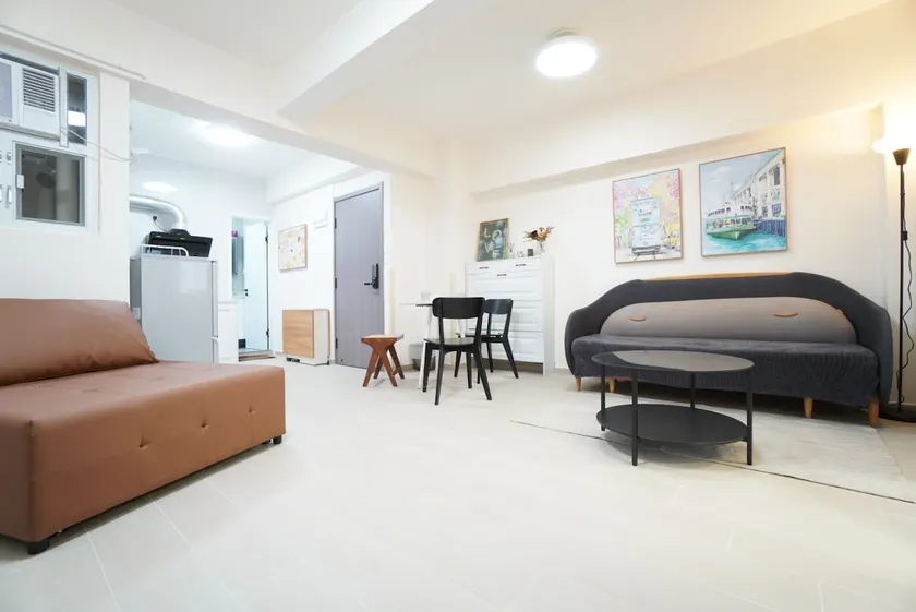 (TK9) Spacious CWB 2 BR-MTR 1 min - Image 1