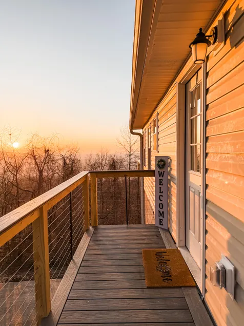 ”Sunrise Mountain Escape”- Sunrise Valley Views - Image 1