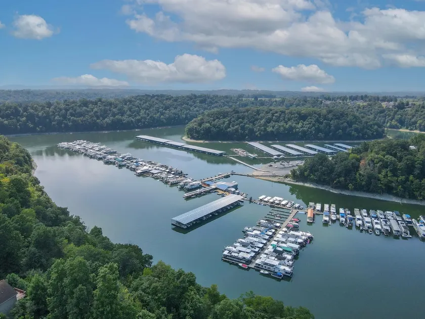 Harborview at Lake Cumberland - Image 1