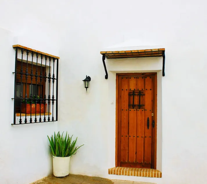 House Pangea - Image 1