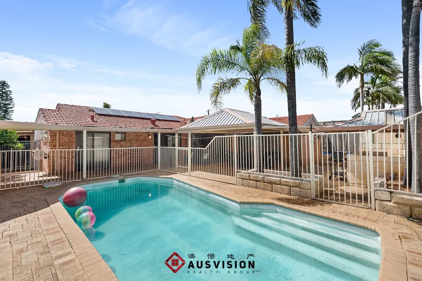 5BR Oasis-Pool-BBQ-Airport-DFO-Near Curtin Uni - Image 1