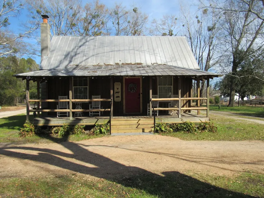 Cozy country cabin-Dogs welcome - Image 1