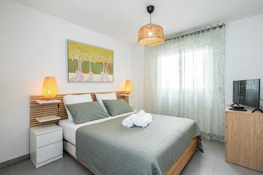 Le Stelia T2 6min gare, 8 min palais et plages, Parking privé - Image 1