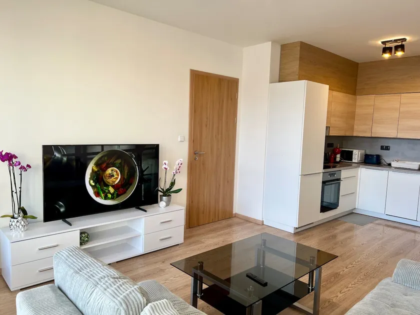 Tomás Apartment 58 m²-Free garage parking-O2 Arena - Image 1