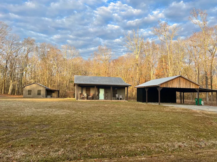 Wolf Creek Getaway - Image 1
