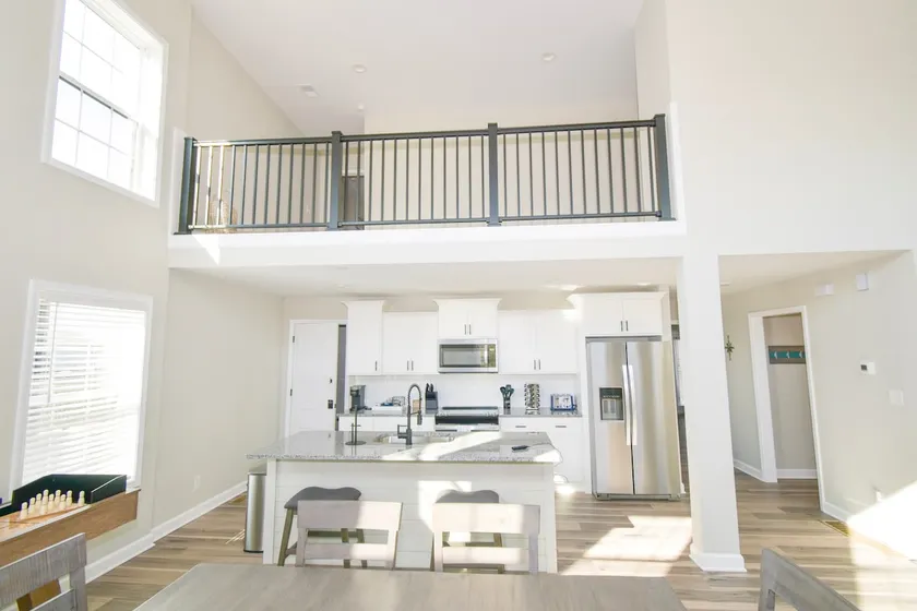 Lake Loft @ 125 - Image 1