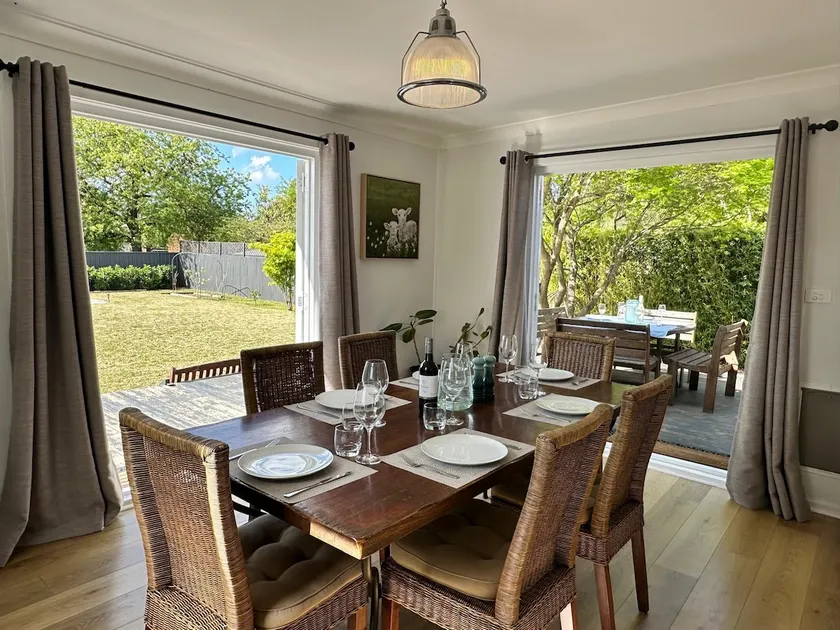 Maple Tree Cottage Bowral. Insta worthy! - Image 1