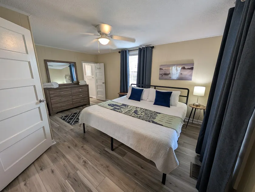 Steps to Cargo District! Pup Friendly! King Bed! - Image 1