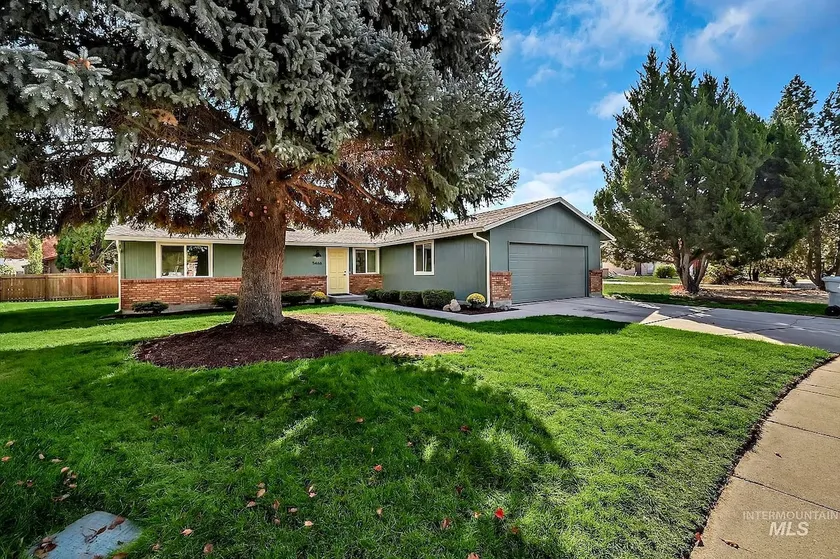 Boise Bliss - Comfy & Cheery Fall Retreat - Image 1