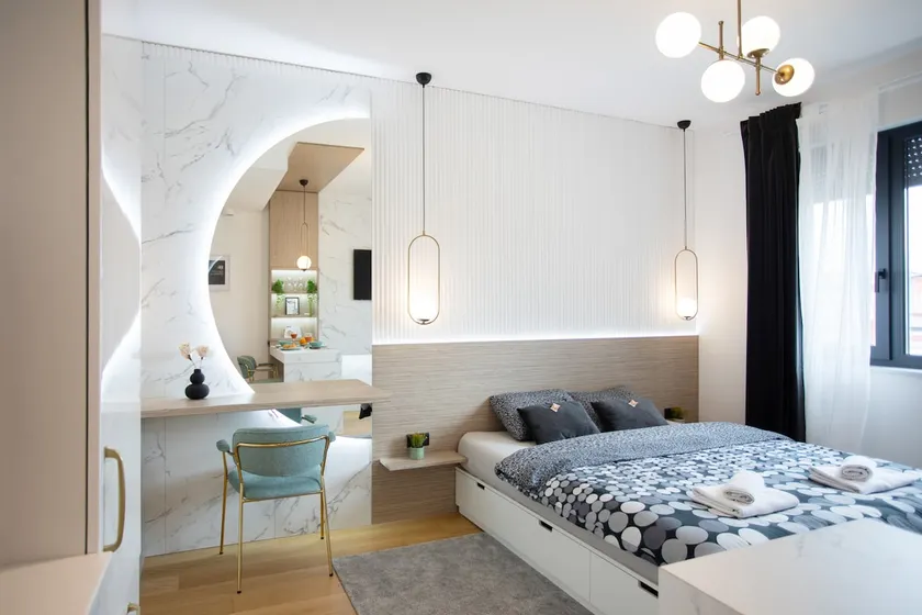 La Dolce Vita,LUX Designer decorated, Free parking - Image 1