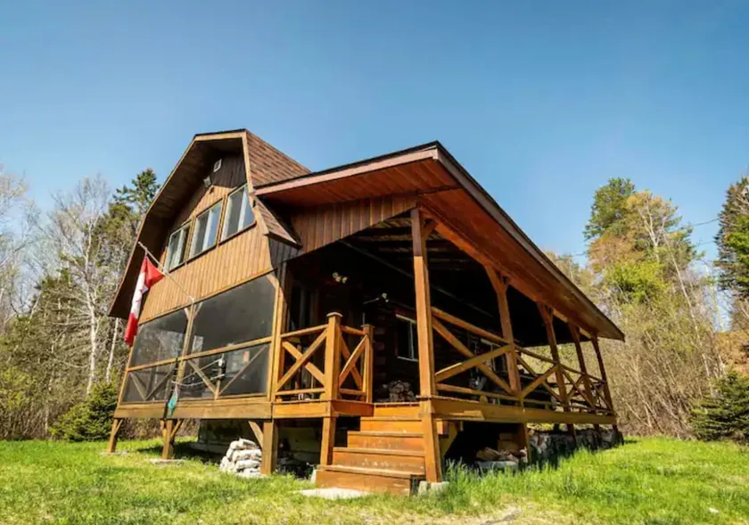 Rustic Riverfront Retreat- Sleeps 8 - Image 1